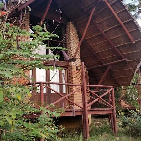 Simbamwenni Lodge And Camping Morogoro Exterior photo